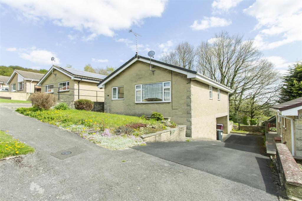 Parkland Drive, Wingerworth, Chesterfield 3 bed detached bungalow for