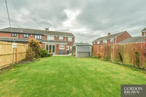 4 bedroom semi-detached house for sale - Linden Way, Eighton Banks, Gateshead
