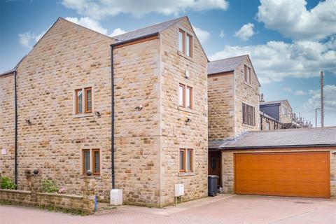 7 bedroom detached house for sale - Gibraltar Road, Halifax