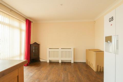 29 Beecroft Close, Leeds, LS13 3ET