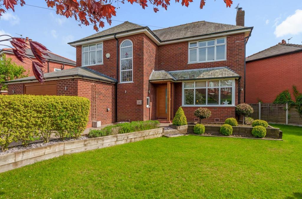 Parr Fold Avenue, Worsley, Manchester 3 bed detached house for sale £