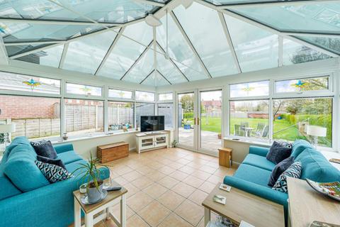 28 Auster Bank Road, Tadcaster, LS24 8AX