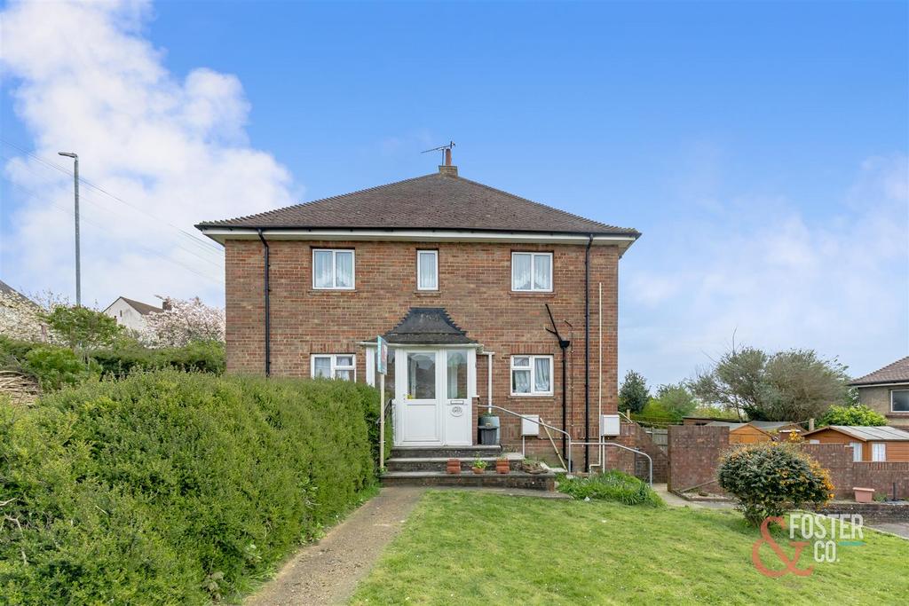 Poplar Avenue, Hove 2 bed flat for sale £275,000