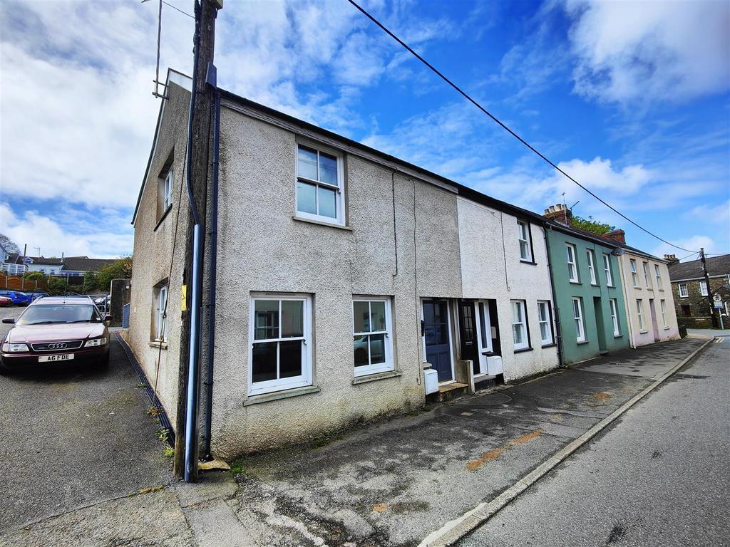 8A Hottipass Street, Fishguard 2 bed cottage for sale £145,000
