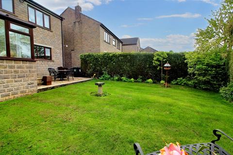 4 bedroom detached house for sale, Vinery Close, Clayton West, Huddersfield, HD8 9XH