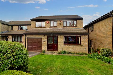4 bedroom detached house for sale, Vinery Close, Clayton West, Huddersfield, HD8 9XH