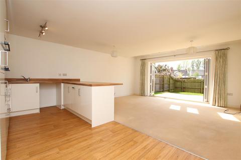7 Brooklands, Exeter, EX2 6GB