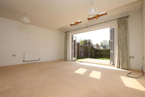 7 Brooklands, Exeter, EX2 6GB