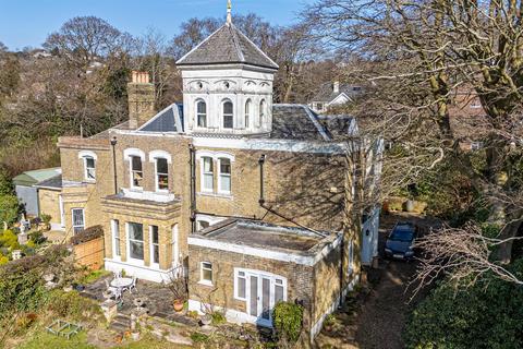 undefined, Hoads Wood Road, Hastings