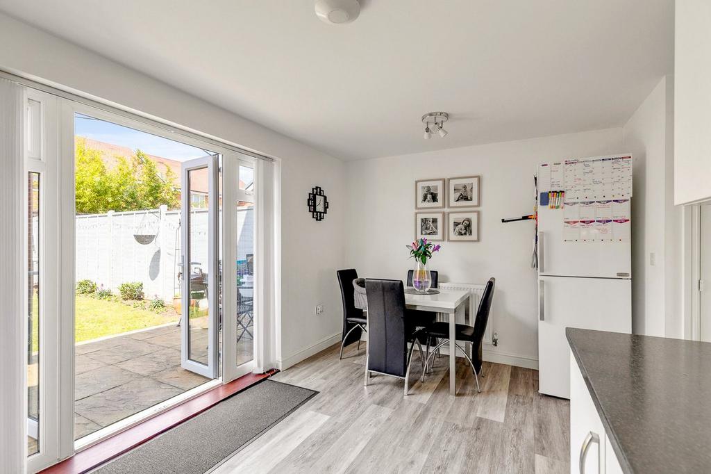 Horn Street, Folkestone, CT20 3 bed semidetached house for sale £350,000