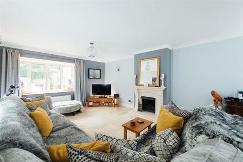 5 bedroom detached house for sale - Rowsham Dell, Giffard Park, Milton Keynes