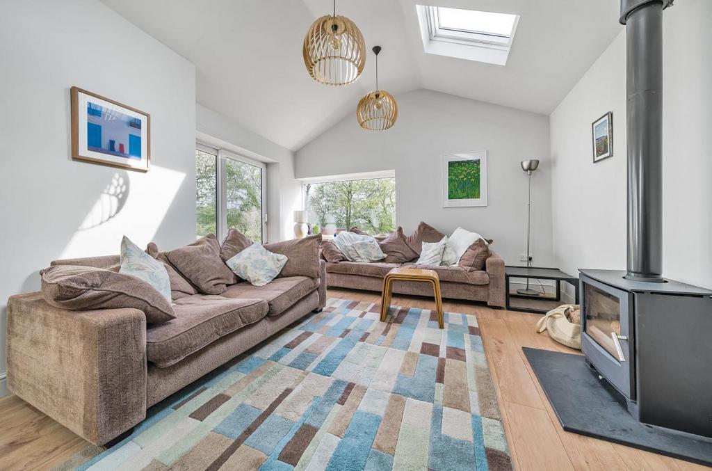 Arran Drive, Horsforth, Leeds, LS18 5SW 3 bed detached bungalow £600,000
