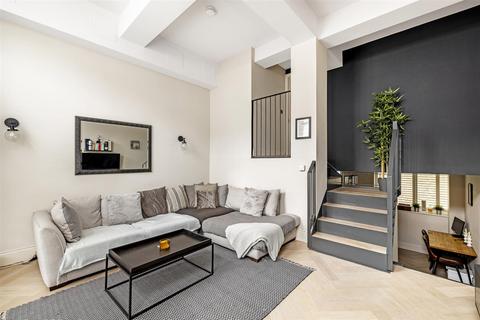 Flat G2, Crabtree Hall Rainville Road, London, W6 9HB