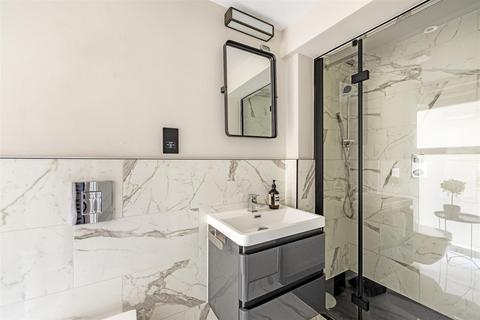 Flat G2, Crabtree Hall Rainville Road, London, W6 9HB