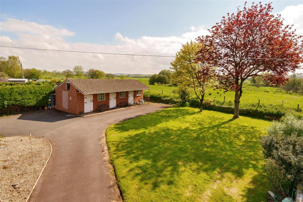 Stoke Canon, Exeter 4 bed detached house for sale £725,000