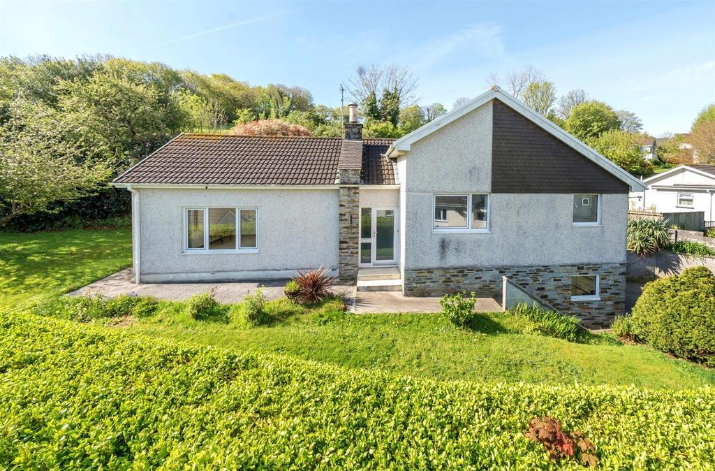 Lower Trelowth Road, Polgooth, St. Austell 3 bed bungalow for sale £