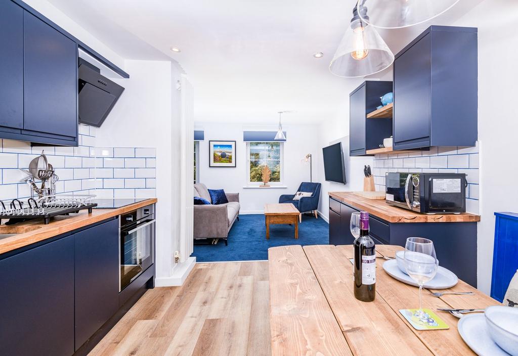 Dining Kitchen Area