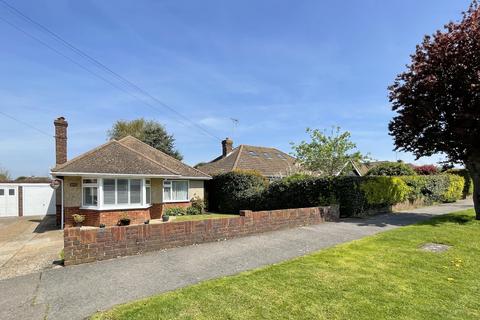 3 bedroom bungalow for sale, Grand Avenue, Hassocks, West Sussex, BN6 8DH