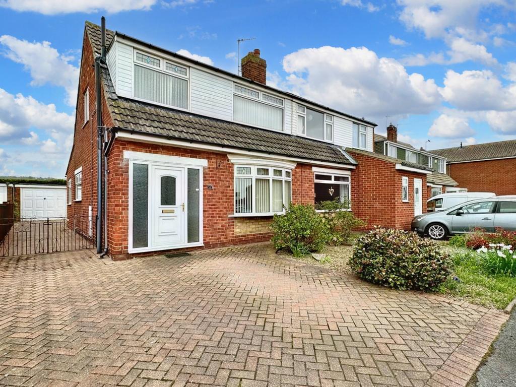 Westgarth Close, MarskebytheSea TS11 3 bed semidetached house for sale £199,950
