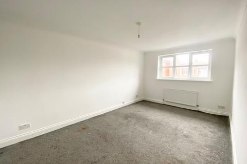 2 bedroom flat to rent, Chawbrook Mews, Chawbrook Road, Eastbourne