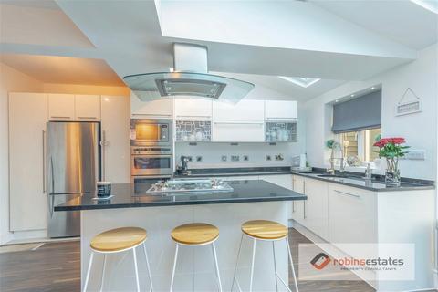 3 bedroom detached house for sale, Prospect Road, Carlton, Nottingham, NG4 1LX