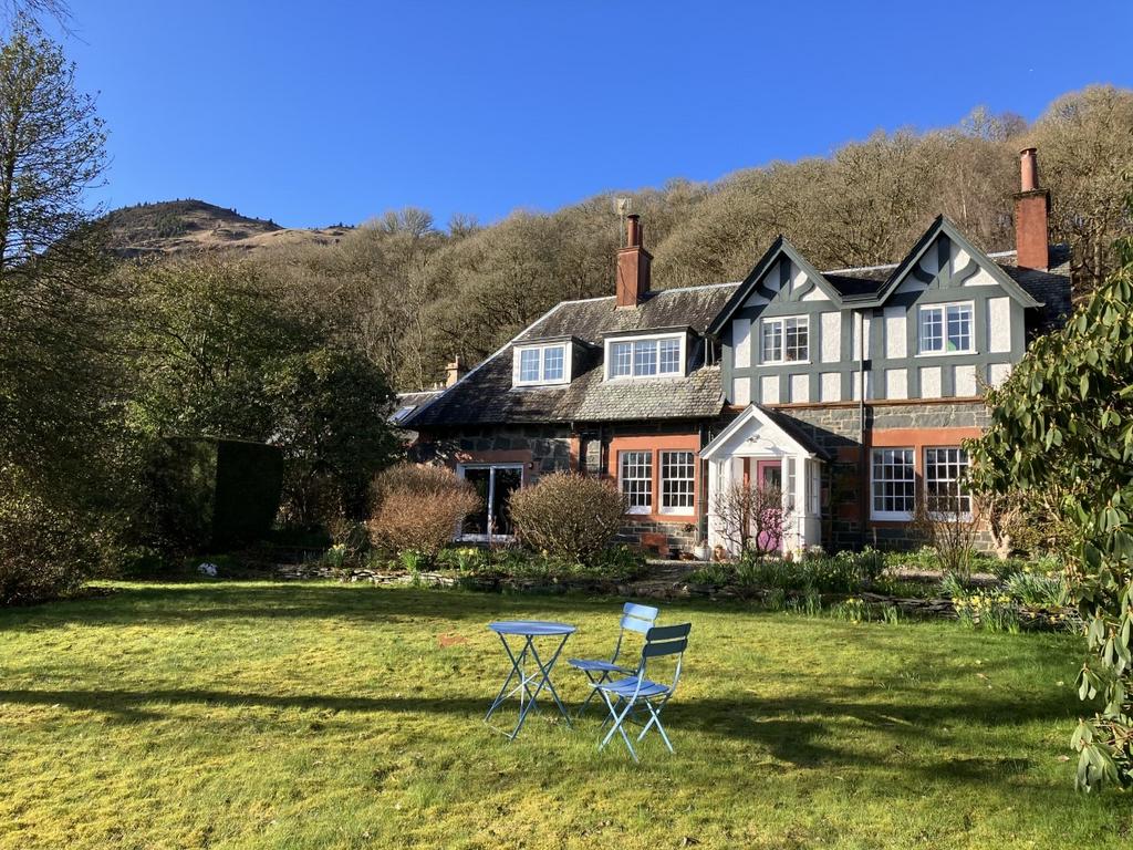 Lochard Road, Aberfoyle, Stirling... 5 bed detached house £590,000