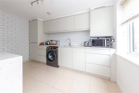 56 Verde Close, Luton, LU2 7FL