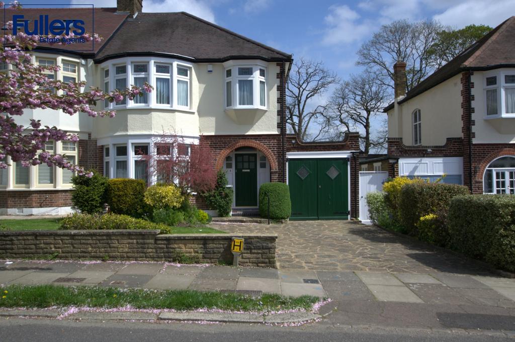Woodcroft, London N21 3 bed semidetached house £1,200,000