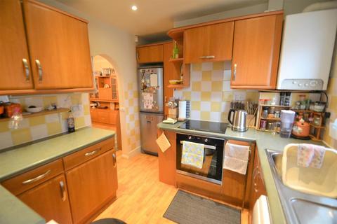 57 The Gardens, Feltham, TW14 9PP