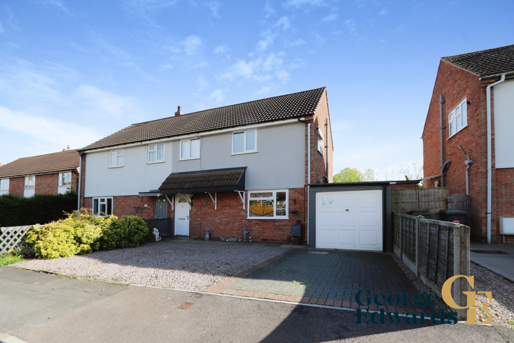 Dysons Close, Measham, DE12 7NP 3 bed semidetached house £200,000