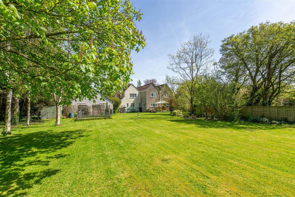 West End, Foxham 5 bed detached house for sale £1,195,000