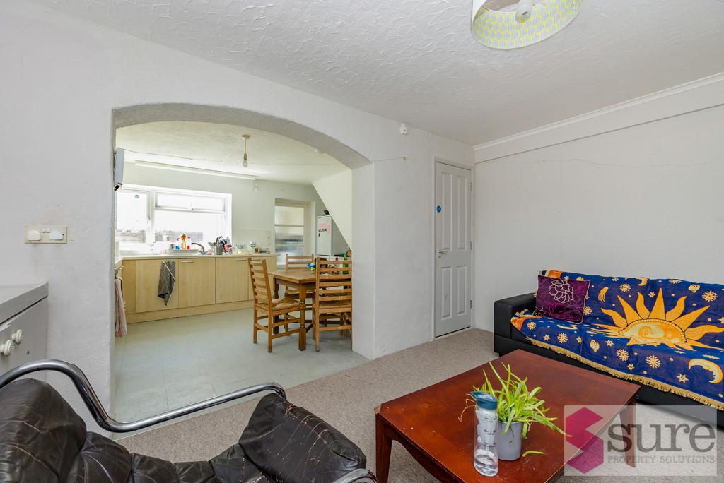 Bute Street, Brighton 4 bed end of terrace house to rent £2,686 pcm