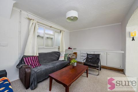 4 bedroom end of terrace house to rent, Bute Street, Brighton