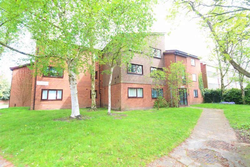 Wood Court, Handsworth Wood, Birmingham, B20 2DS 2 bed apartment for
