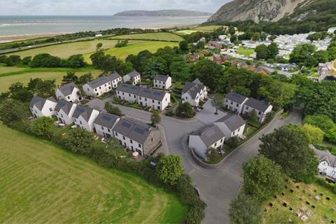 3 bedroom terraced house for sale, Y Bluen Goch, Dwygyfylchi