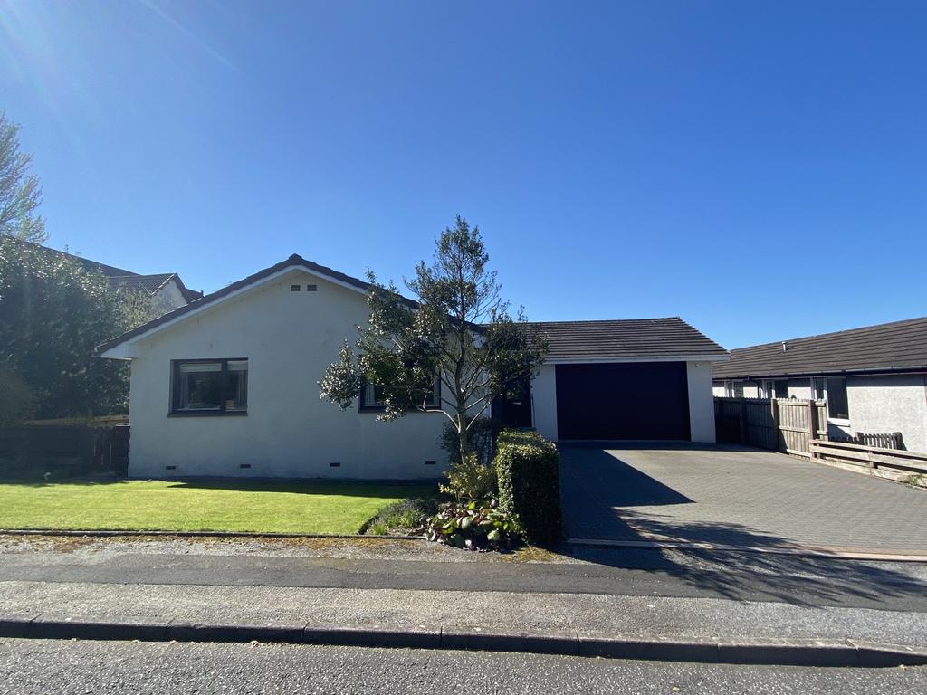 7 Rutherfurd Close, Kirkcudbright 3 bed bungalow for sale £280,000