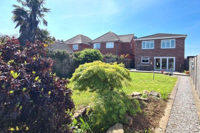 Hill Head Road, Hill Head, Fareham, PO14 4 bed detached house £950,000