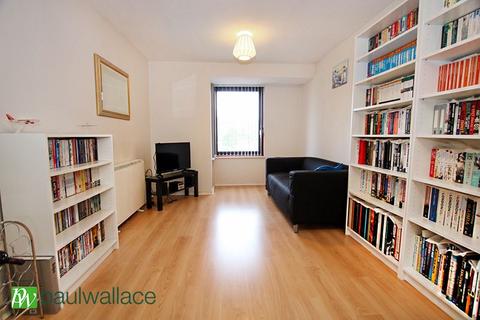 1 bedroom flat for sale, Eleanor Way, Waltham Cross