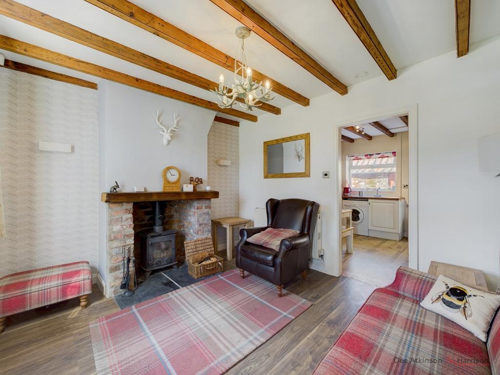 East End Cottages, Kilham, YO25 4SA 2 bed terraced house for sale £