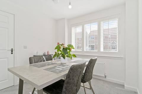 4 bedroom detached house for sale - 2 William Angus Avenue, Gorebridge, EH23 4RW