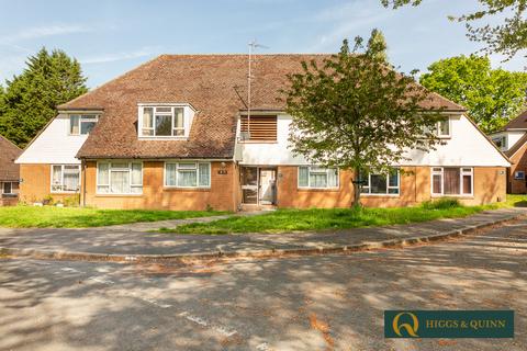 29 Levett Road, Leatherhead, KT22 7EG