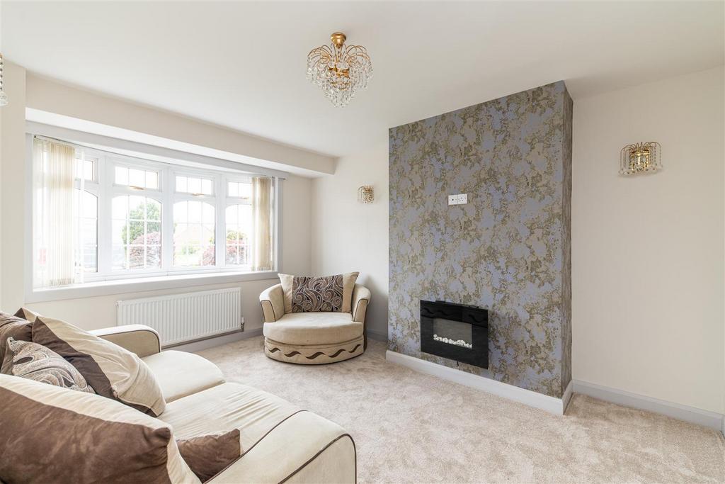 Angerton Avenue, Shiremoor, Newcastle... 2 bed semidetached bungalow