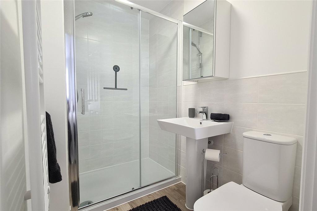 En Suite 2