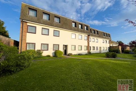 4, Dunlin Court Cedar Crescent, St Marys Bay, Romney Marsh, TN29 0XW