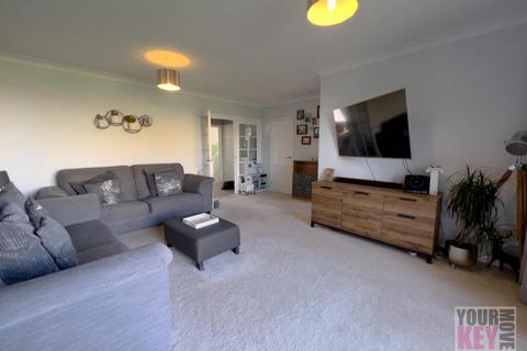 4, Dunlin Court Cedar Crescent, St Marys Bay, Romney Marsh, TN29 0XW
