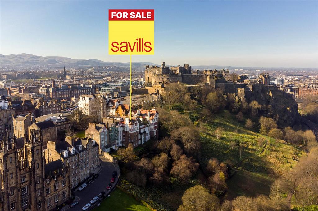 Ramsay Garden, Old Town, Edinburgh, EH1 2 bed apartment for sale £645,000