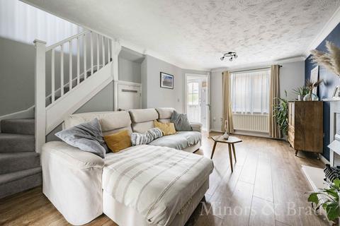 3 bedroom end of terrace house for sale - Copenhagen Way, Norwich