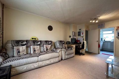 2 bedroom duplex for sale - Poplar Grove, Wembley