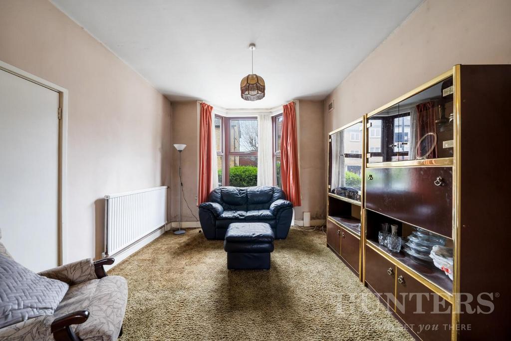 Manor Road, London 3 bed house for sale £500,000