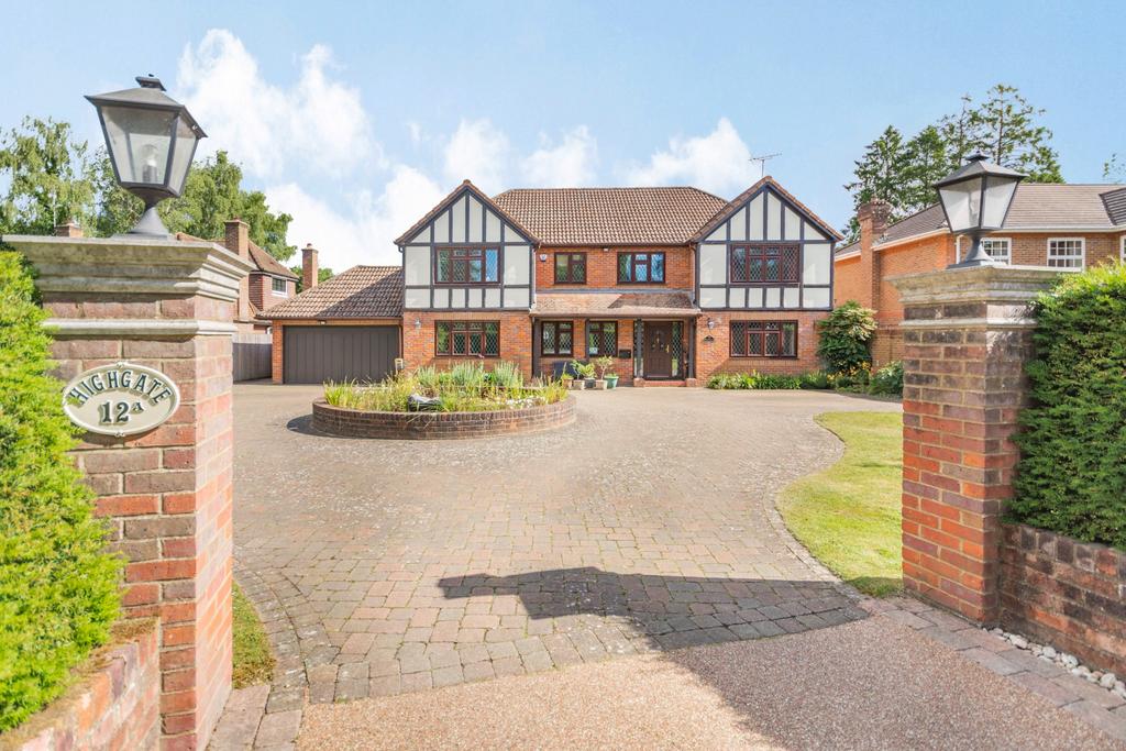 Copperkins Lane, Chesham Bois 5 bed detached house for sale £2,195,000